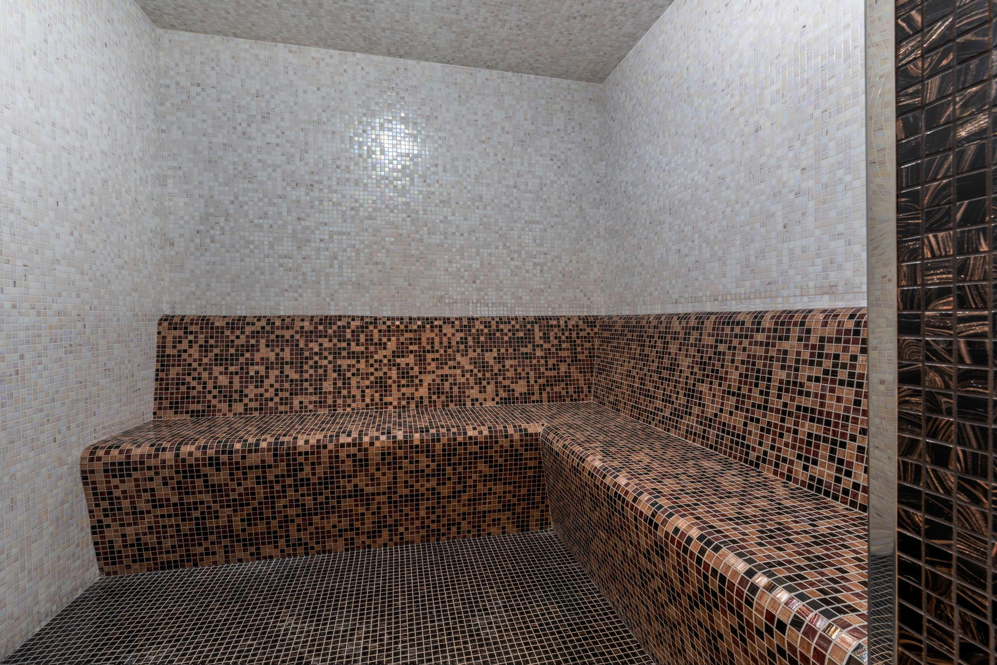 Aleph Doha Residences, Curio Collection By Hilton Ngoại thất bức ảnh Hamam in a Turkish bath