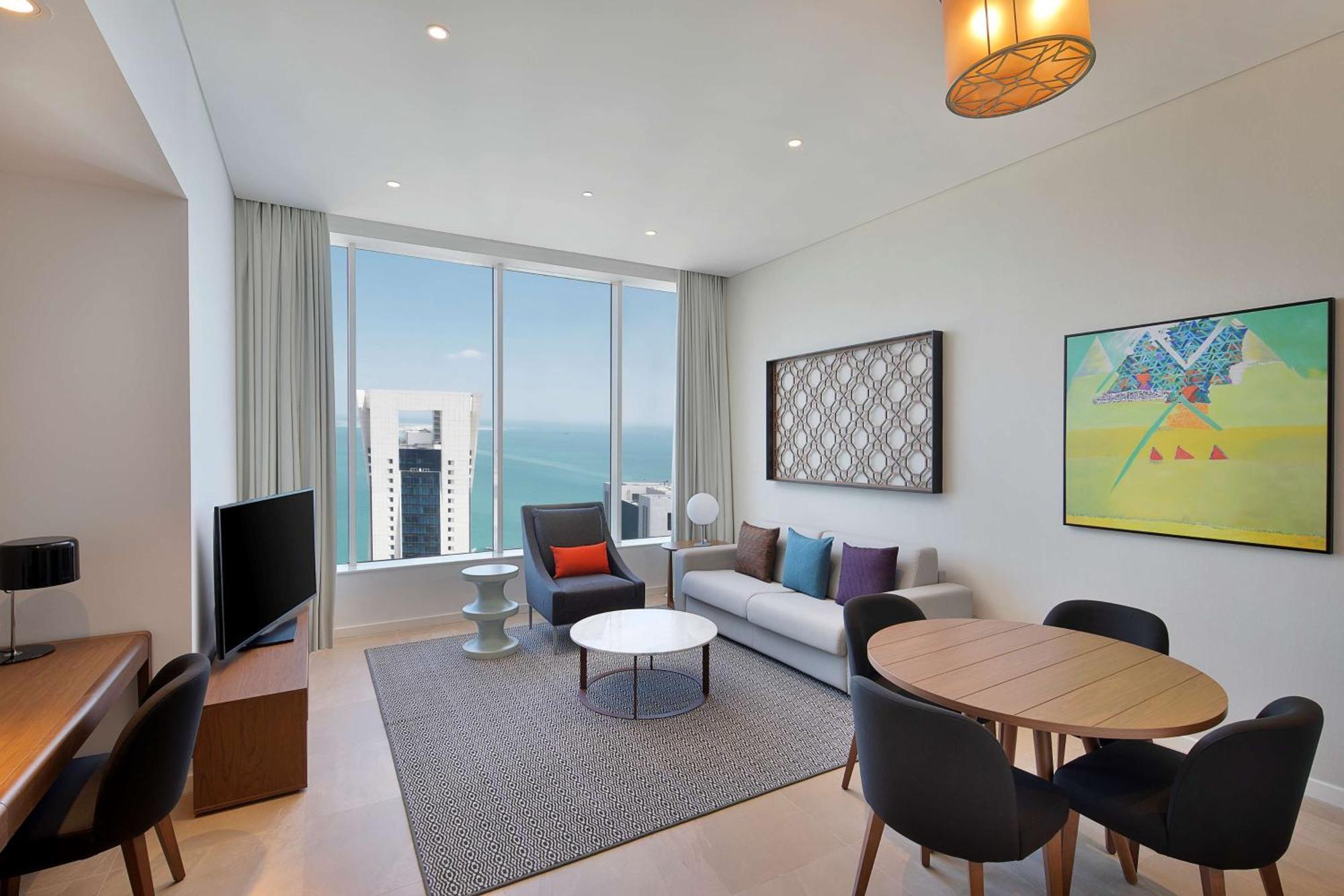 Aleph Doha Residences, Curio Collection By Hilton Ngoại thất bức ảnh Living room